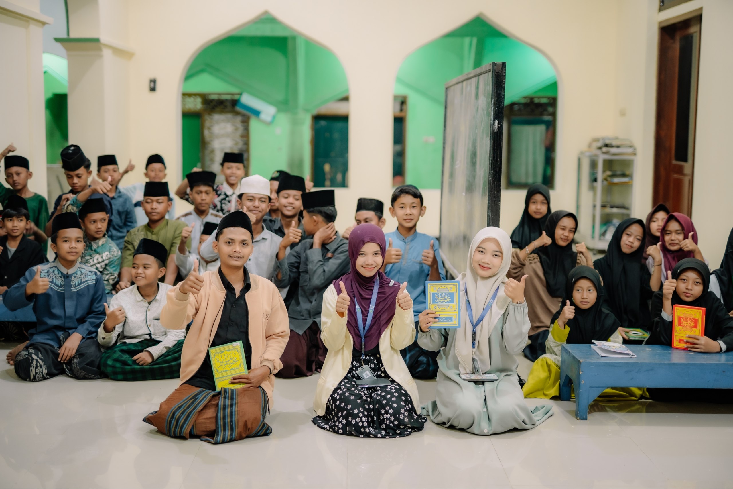 Rutinan Pembacaan Al Barjanji Setiap Malam Jum'at
